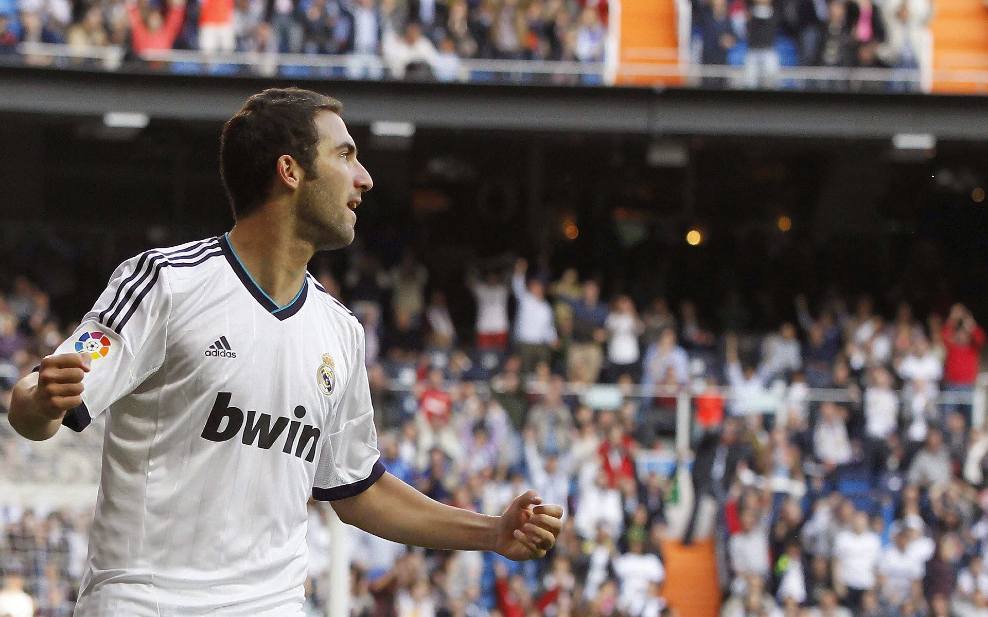 C罗连续二十场比赛得分超过赛况扑朔迷离,C9挑战极限!